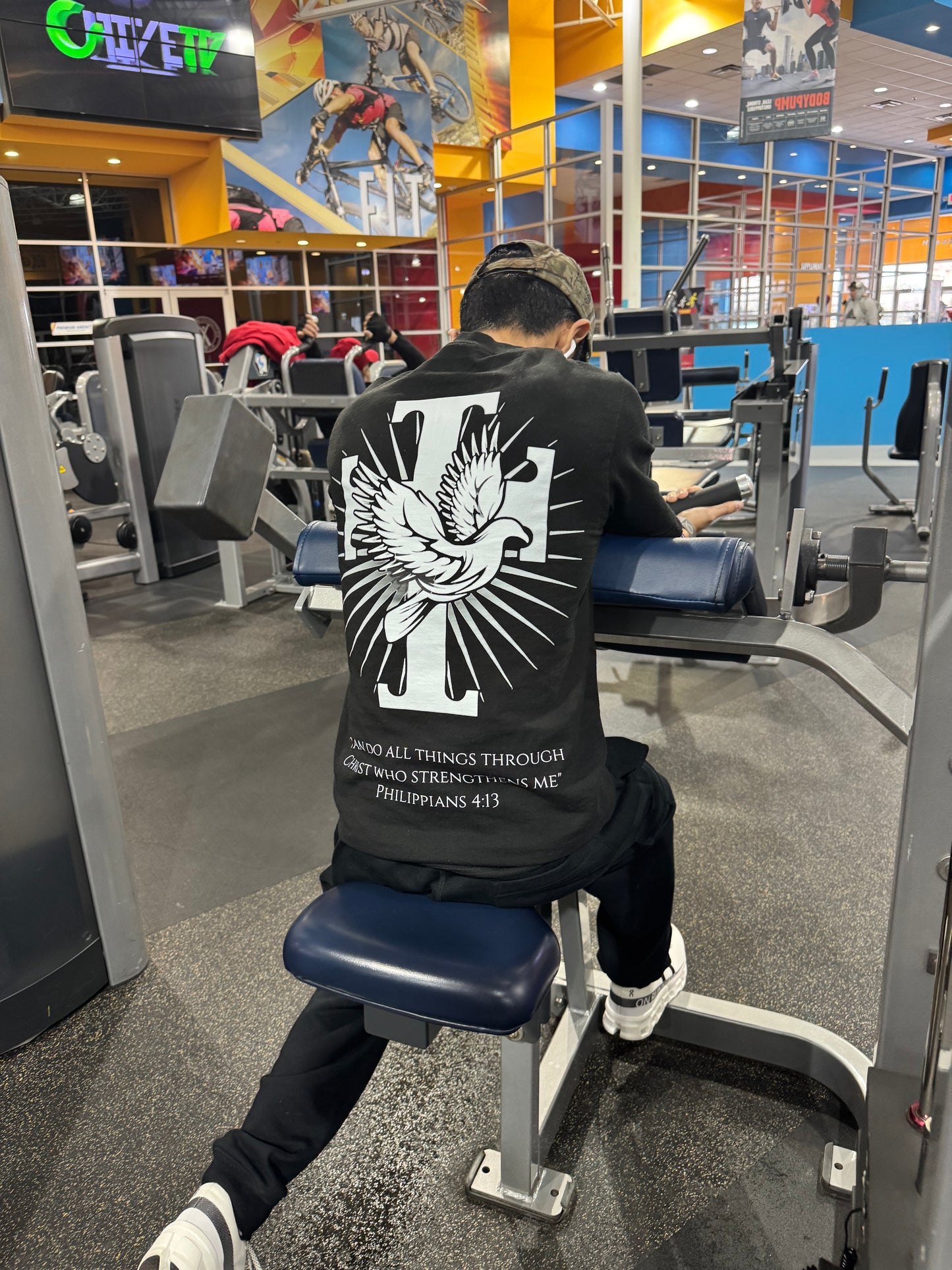 (Pre-Order 1-2 Weeks)Philippians 4:13 Tee